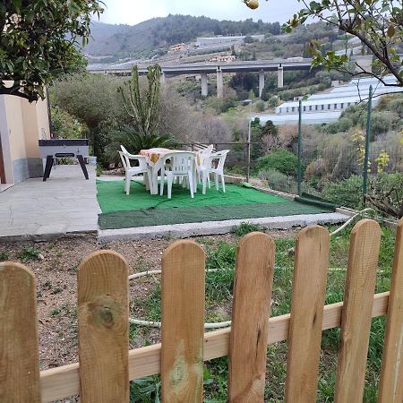סנרמו Casa Vacanze Vittoria מראה חיצוני תמונה
